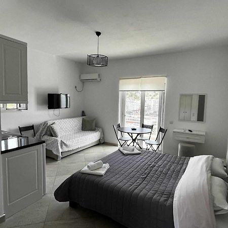 Mariana Apartments Sarande Exterior photo